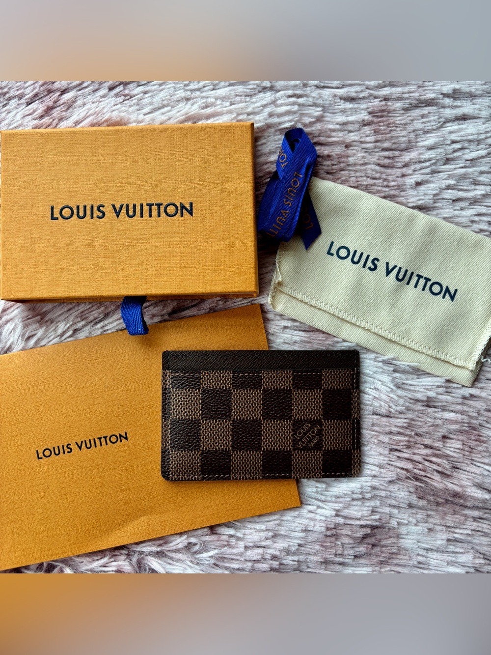 NWT Louis Vuitton Damier Ebene Card Holder